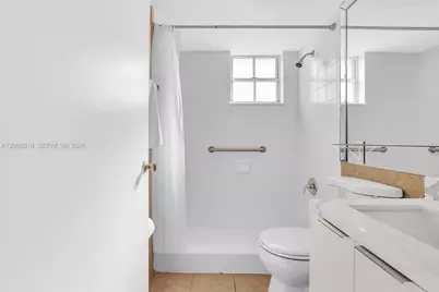 199 SW 12th Ave #313E, Miami, FL 33130 - Photo 6