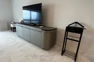 1435 Brickell Ave, Miami, FL 33131 - Photo 18