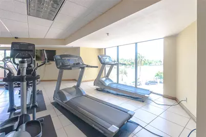 2401 Collins Ave #712, Miami Beach, FL 33140 - Photo 30
