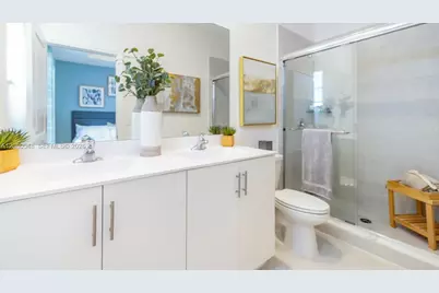 2528 SE 25 Rd, Homestead, FL 33035 - Photo 6