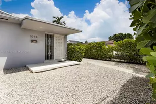 1045 SW 12th St, Miami, FL 33129 - Photo 6