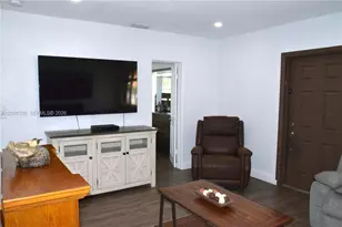 991 E 47th St, Hialeah, FL 33013 - Photo 32