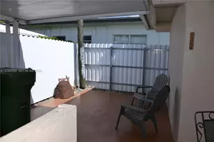 991 E 47th St, Hialeah, FL 33013 - Photo 12