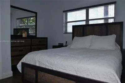 991 E 47th St, Hialeah, FL 33013 - Photo 36