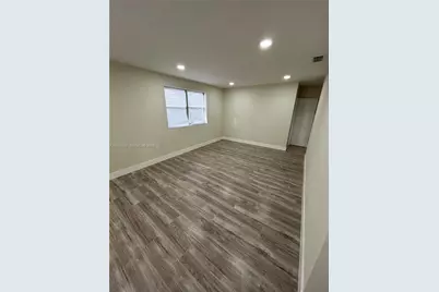 11545 NW 17th Ave, Miami, FL 33167 - Photo 14