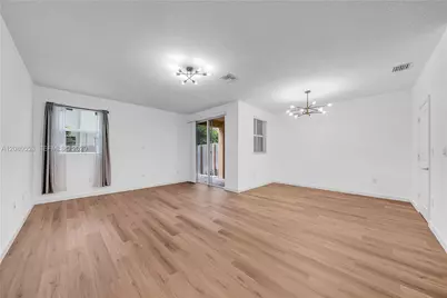 1426 SE 24th Ter, Homestead, FL 33035 - Photo 6