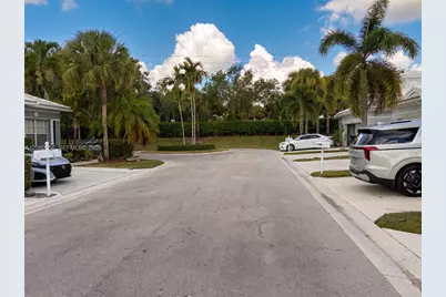 4951 Mallory St #4951, Lake Worth, FL 33463 - Photo 2