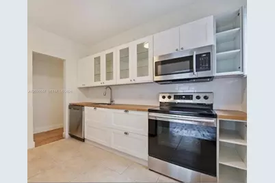 3808 Ponce De Leon Blvd #A, Coral Gables, FL 33134 - Photo 2