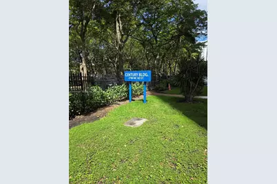 2780 NE 183rd St #1802, Aventura, FL 33160 - Photo 8
