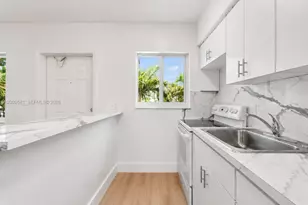 1545 Lenox Ave., Miami Beach, FL 33139 - Photo 4
