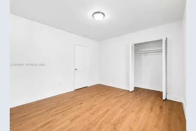 [Address not provided], Miami Beach, FL 33139 - Photo 2