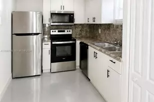 4205 N University Dr, Sunrise, FL 33351 - Photo 2