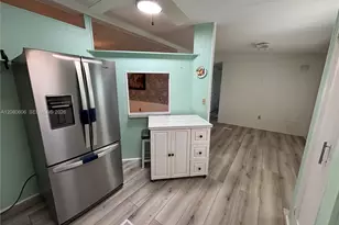 121 Sugar Loaf, Naples, FL 34114 - Photo 6