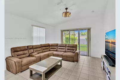 7420 S Aragon Blvd #1, Sunrise, FL 33313 - Photo 12