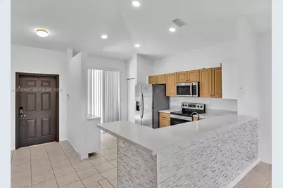 7420 S Aragon Blvd #1, Sunrise, FL 33313 - Photo 10
