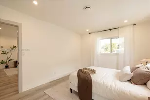4401 NE 13th Ave, Oakland Park, FL 33334 - Photo 22
