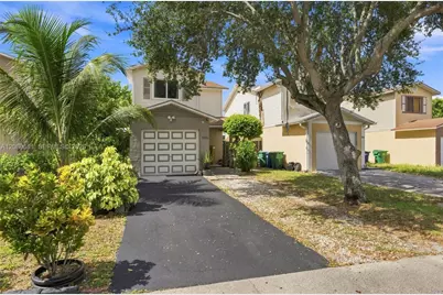 5506 NW 22nd St, Lauderhill, FL 33313 - Photo 4
