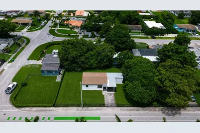 12210 NW 22nd Ave, Miami, FL 33167 - Photo 28