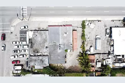 1180 NW 119th St, Miami, FL 33168 - Photo 4