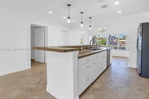 2273 SE 14th St, Pompano Beach, FL 33062 - Photo 12