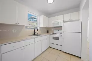575 NE 82nd St, Miami, FL 33138 - Photo 4