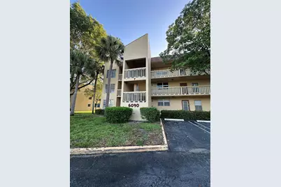6090 NW 64th Ave #310, Tamarac, FL 33319 - Photo 2