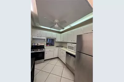 6090 NW 64th Ave #310, Tamarac, FL 33319 - Photo 4