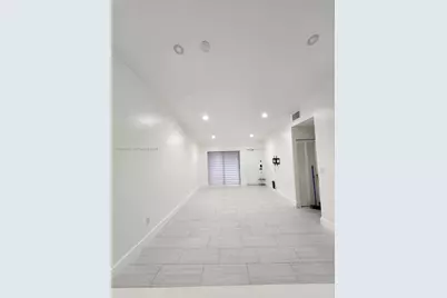 18224 Mediterranean Blvd #8-17, Hialeah, FL 33015 - Photo 4
