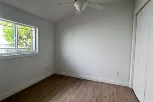 211 SW 29th Rd, Miami, FL 33129 - Photo 16