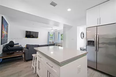 836 NW 33rd Ave #A, Miami, FL 33125 - Photo 16