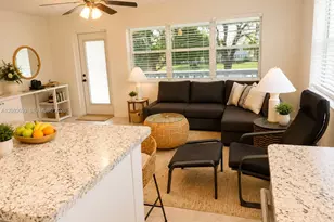 541 S Durham S, Deerfield Beach, FL 33442 - Photo 8
