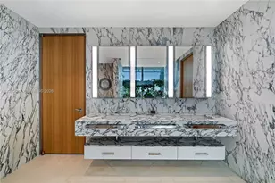 120 Ocean Dr, Miami Beach, FL 33139 - Photo 20