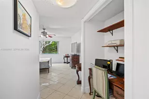 197 Lakeview Dr, Weston, FL 33326 - Photo 12