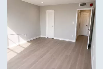 1865 79th St Cswy #14D, North Bay Village, FL 33141 - Photo 10