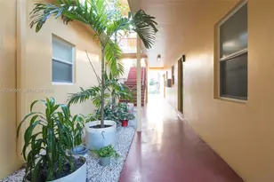 8900 NW 38th Dr, Coral Springs, FL 33065 - Photo 10