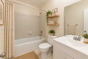 8900 NW 38th Dr, Coral Springs, FL 33065 - Photo 12