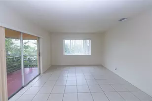 8900 NW 38th Dr, Coral Springs, FL 33065 - Photo 4