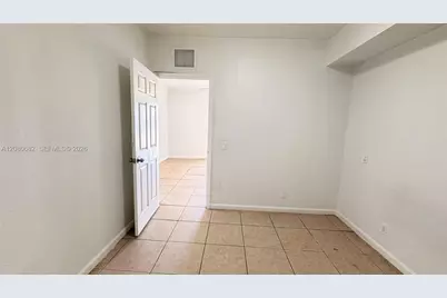 640 SW 9th Court #02, Pompano Beach, FL 33060 - Photo 4