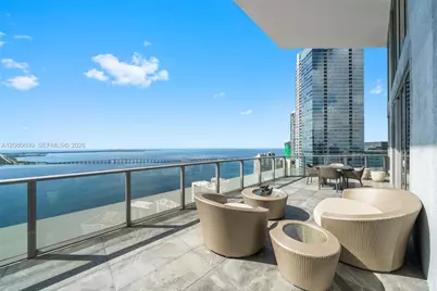 1300 Brickell Bay Dr #PH4400, Miami, FL 33131 - Photo 2
