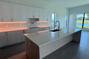 8540 NW 160th Terrace, Miami Lakes, FL 33016 - Photo 12