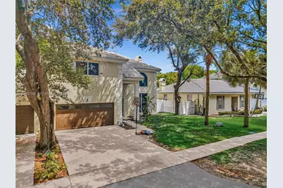 10301 Panama St, Cooper City, FL 33026 - Photo 2