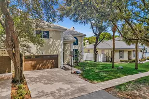 10301 Panama St, Cooper City, FL 33026 - Photo 2