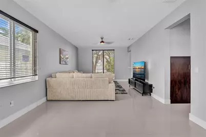 10301 Panama St, Cooper City, FL 33026 - Photo 54