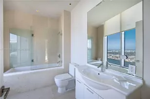 465 Brickell Ave, Miami, FL 33131 - Photo 48