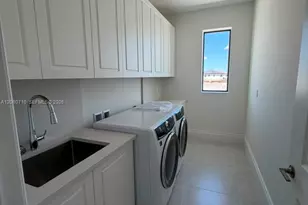 8540 NW 160th Terrace, Miami Lakes, FL 33016 - Photo 20