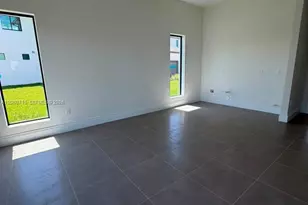 8540 NW 160th Terrace, Miami Lakes, FL 33016 - Photo 12