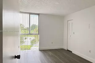 6955 NW 186th St, Hialeah, FL 33015 - Photo 6