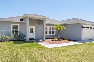 812 Lake Betty Dr, Lake Placid, FL 33852 - Photo 2