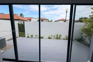 1311 SW 124th Ct, Miami, FL 33184 - Photo 6