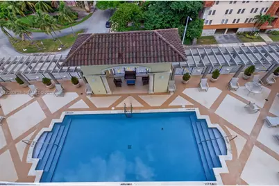 1627 SW 37th Ave #502, Miami, FL 33145 - Photo 12